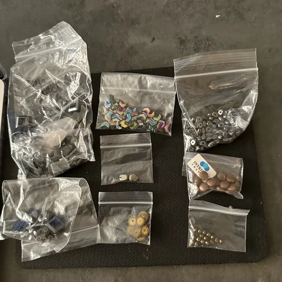 Assorted Semi Precious Bead Collection - Picture 2 of 2